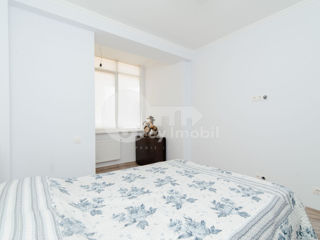 Apartament cu 3 camere, 73 m², Buiucani, Chișinău foto 3