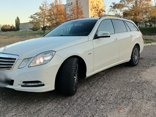 Mercedes E-Class