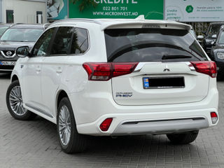 Mitsubishi Outlander foto 5