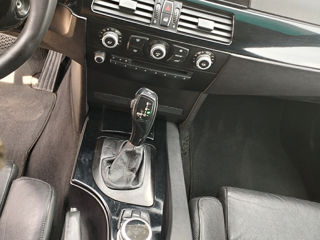 BMW 5 Series foto 7