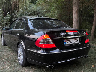 Mercedes E-Class foto 9