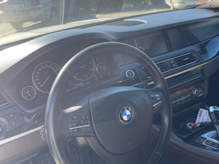 BMW 5 Series foto 8