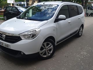 Dacia Lodgy 7 locuri - Chirie Auto Chisinau - Livrare 24/24
