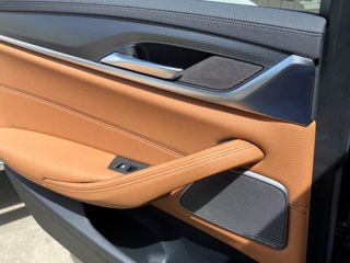 Trim trimuri aluminiu + Ambient Light pentru Bmw G30 / G31 / F90 foto 7