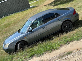 Ford Mondeo foto 5