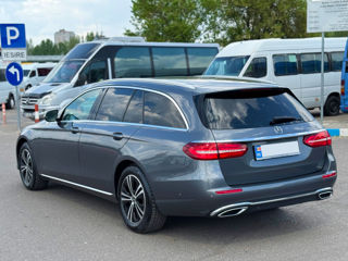 Mercedes E-Class фото 6