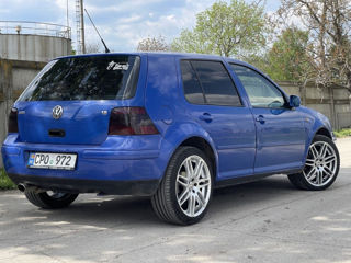 Volkswagen Golf foto 2