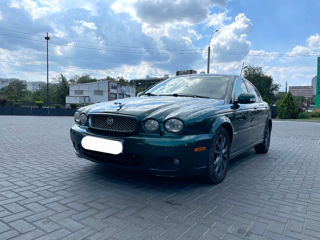 Jaguar X-Type foto 2