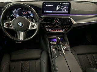 BMW 5 Series foto 5