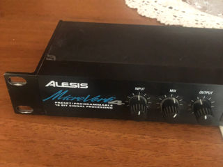 Продам ALESIS MICROBERB4