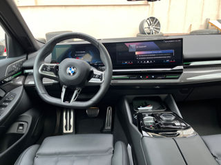 BMW 5 Series foto 8