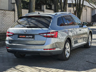 Skoda Superb фото 5