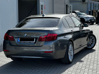 BMW 5 Series foto 3