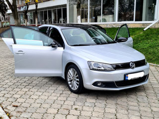 Volkswagen Jetta foto 18