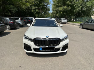 BMW 7 Series foto 3