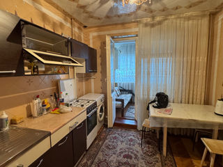 Apartament cu 3 camere, 70 m², Autogara, Bălți