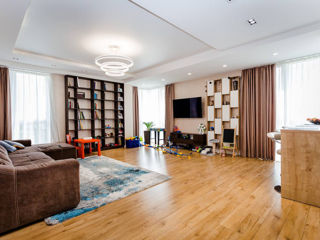 Apartament cu 3 camere, 130 m², Periferie, Ialoveni foto 5
