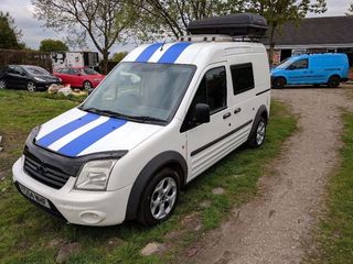 Ford Transit Conect Dezmembrare foto 1