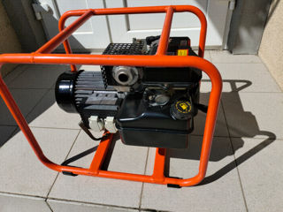 Briggs and stratton Made in U S A. 2 kW. foto 5