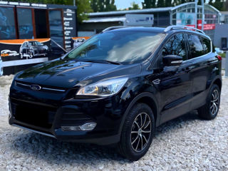 Ford Kuga foto 1