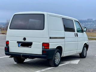 Volkswagen Transporter foto 2