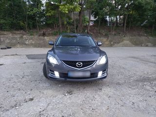 Mazda 6 foto 1