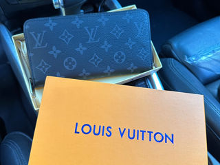 Кошелек Louis Vuitton женский