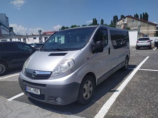 Opel Vivaro foto 1