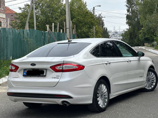 Ford Fusion foto 6