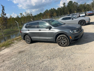 Volkswagen Tiguan foto 3