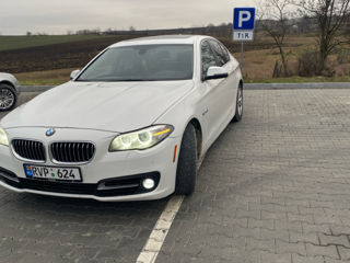 BMW 5 Series foto 2