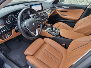 BMW 5 Series фото 11