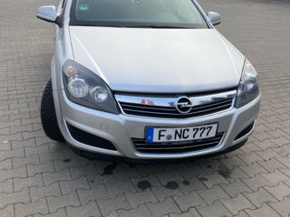 Opel Astra foto 3