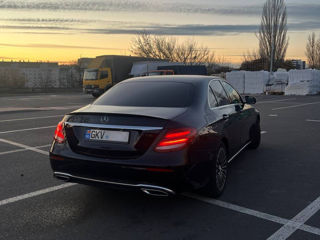 Mercedes E-Class foto 4