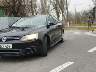 Volkswagen Jetta foto 2