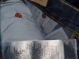 Se vinde jeans levi`s w34 foto 3