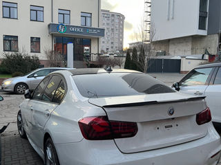 BMW 3 Series foto 5