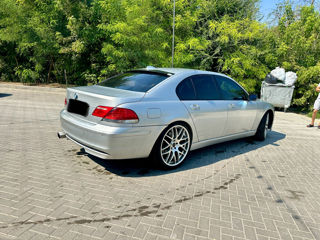 BMW 7 Series foto 2