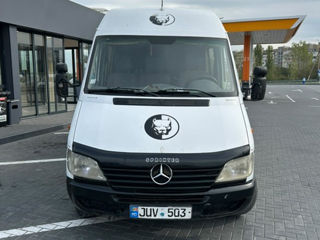 Mercedes Sprinter 2.2 7 locur