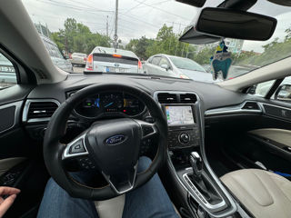 Ford Fusion foto 6