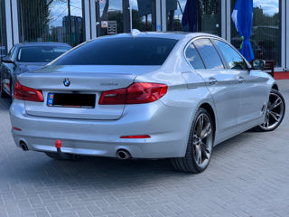 BMW 5 Series foto 4