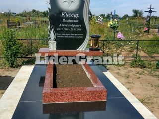 Monument din granit negru doar de la 4500 lei. foto 7