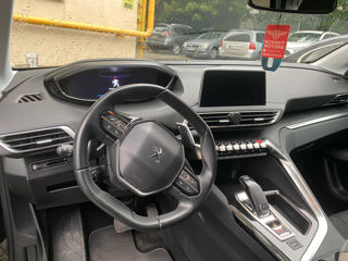 Peugeot 5008 foto 4