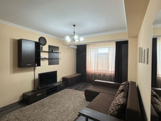 Apartament cu 2 camere, 70 m², Buiucani, Chișinău foto 7