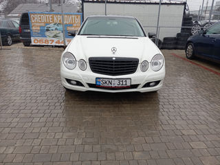 Mercedes E-Class foto 10