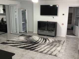 Apartament cu 2 camere, 100 m², Botanica, Chișinău foto 10