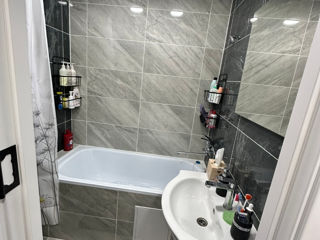 Apartament cu 2 camere, 65 m², Botanica, Chișinău foto 4