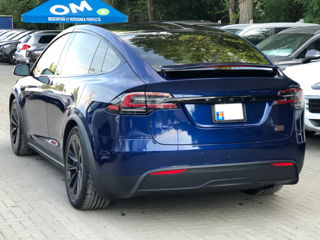 Tesla Model X foto 3