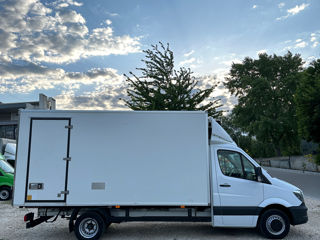 Mercedes Sprinter 516 CDI foto 2