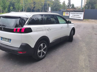 Peugeot 5008 foto 3